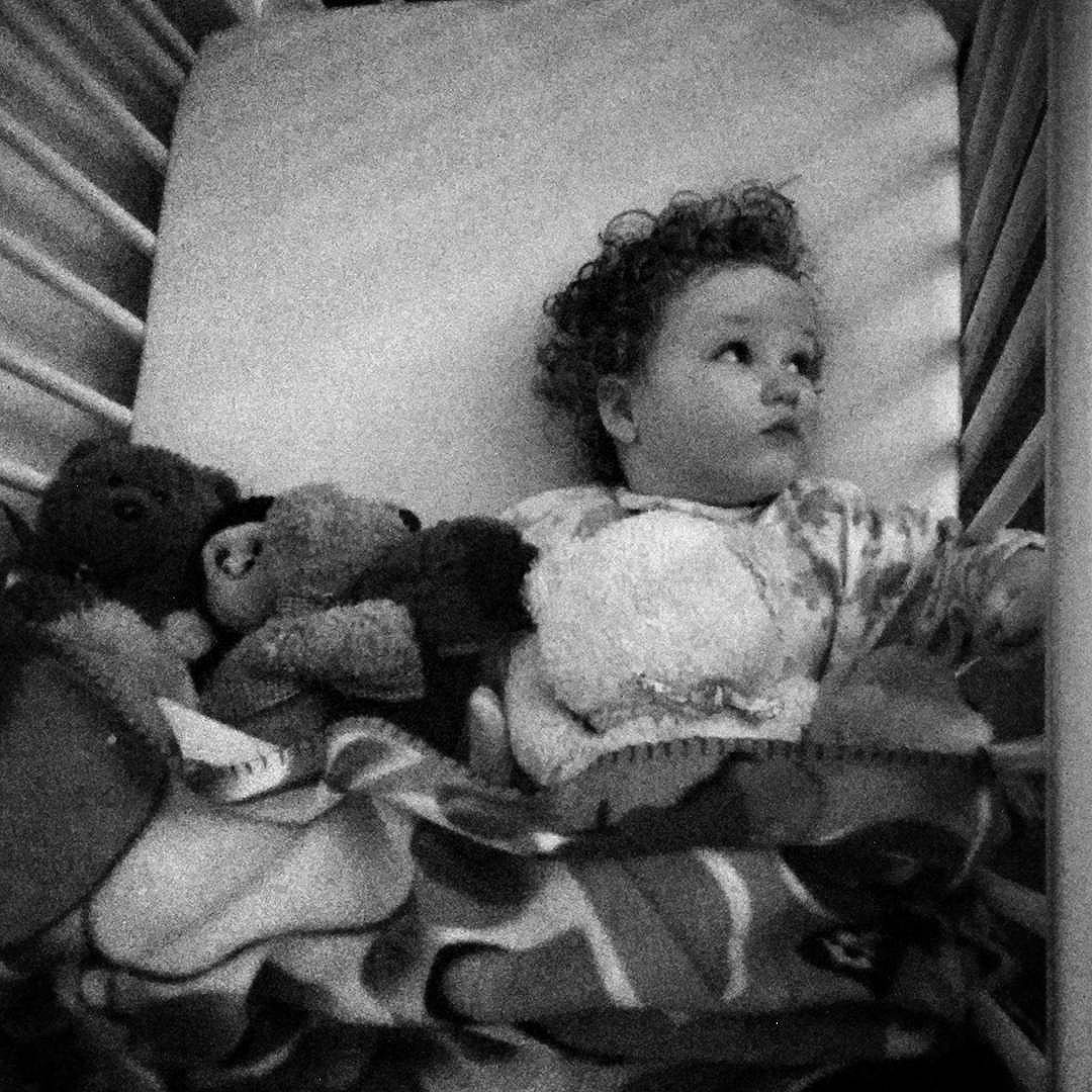 This precious little bean goes to sleep like this every night… With ALL the #teddies while her #twin brother gets one, maybe two on a good night. There’s Mr.B, Otter, Puppy, Monkey, Fluffy, Floppy, (pink) Bunny, Barney and Pink Ted(her favourite given to her by Nana and Gandad). Her bro sleeps with blue ted. #ItsCrowdedInHere #twinsofinstagram #Twinstagram #BoyGirlTwins #bedtime #ThatsNineTeddies #cotlife #criblife #POTD