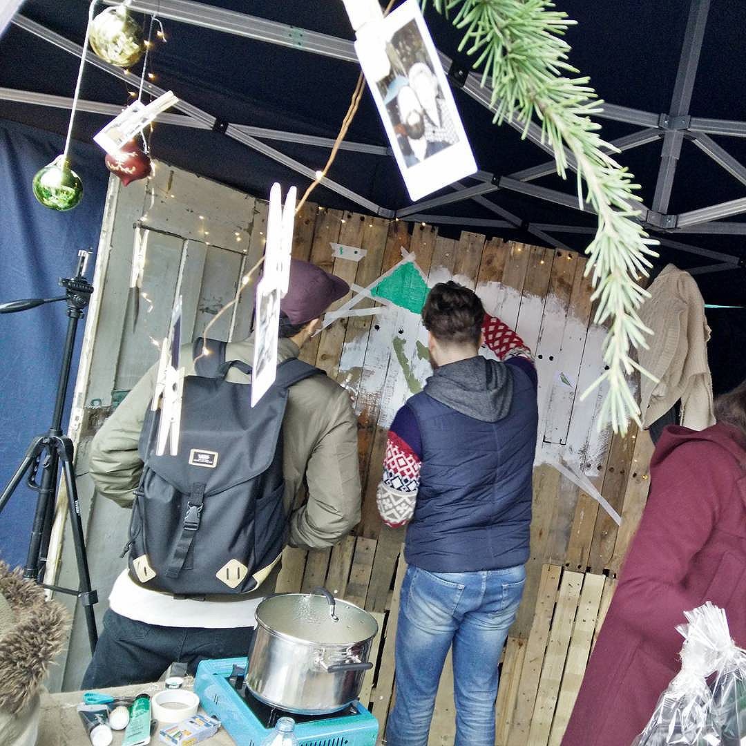 Great seeing the @greenbirdsinlondon branding being updated live on their stall at #ActonMarket #ActonChristmasMarket #WeHeartW3 #We️W3 #POTD